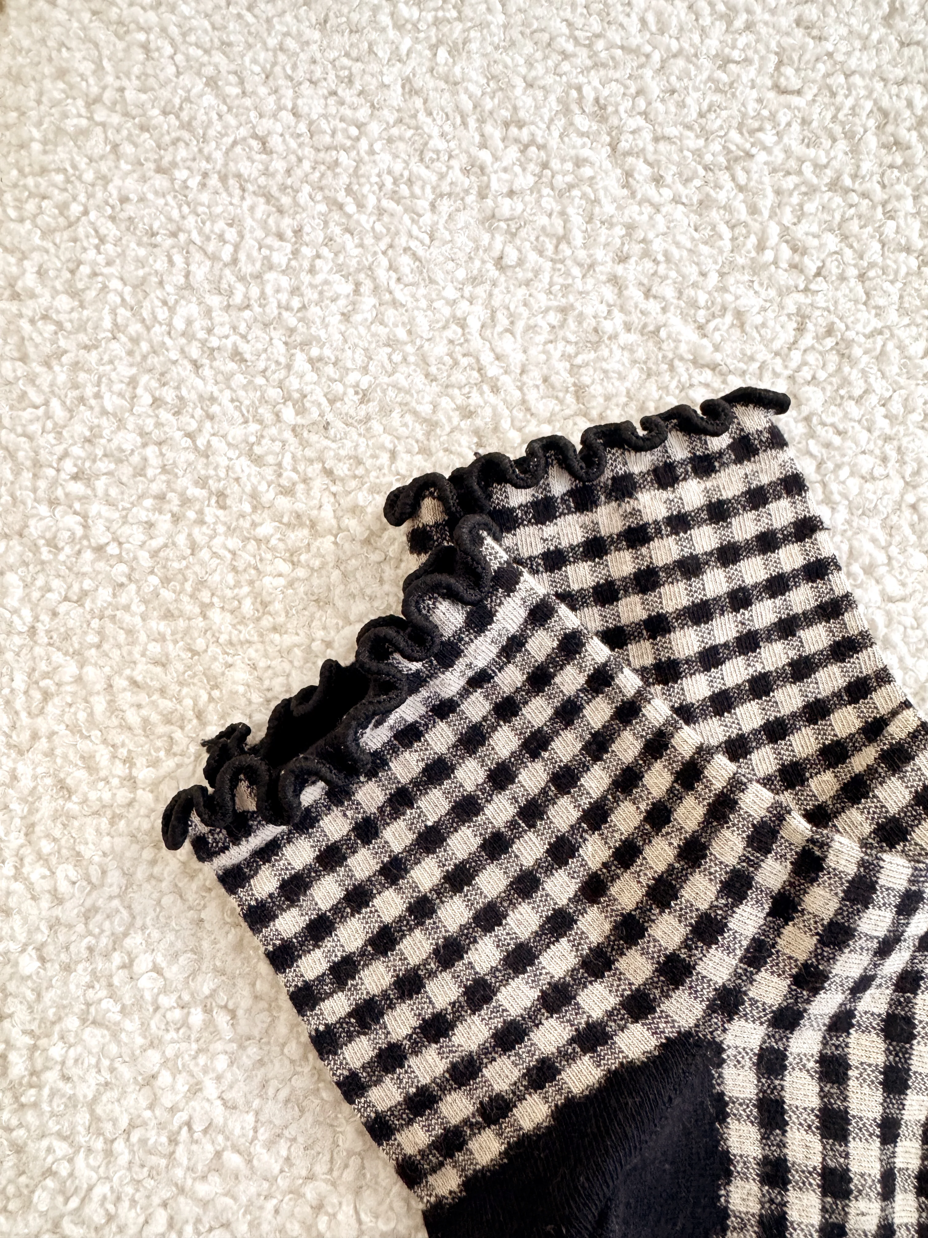 Checkered Ankle Ruffle Socks - Image 4