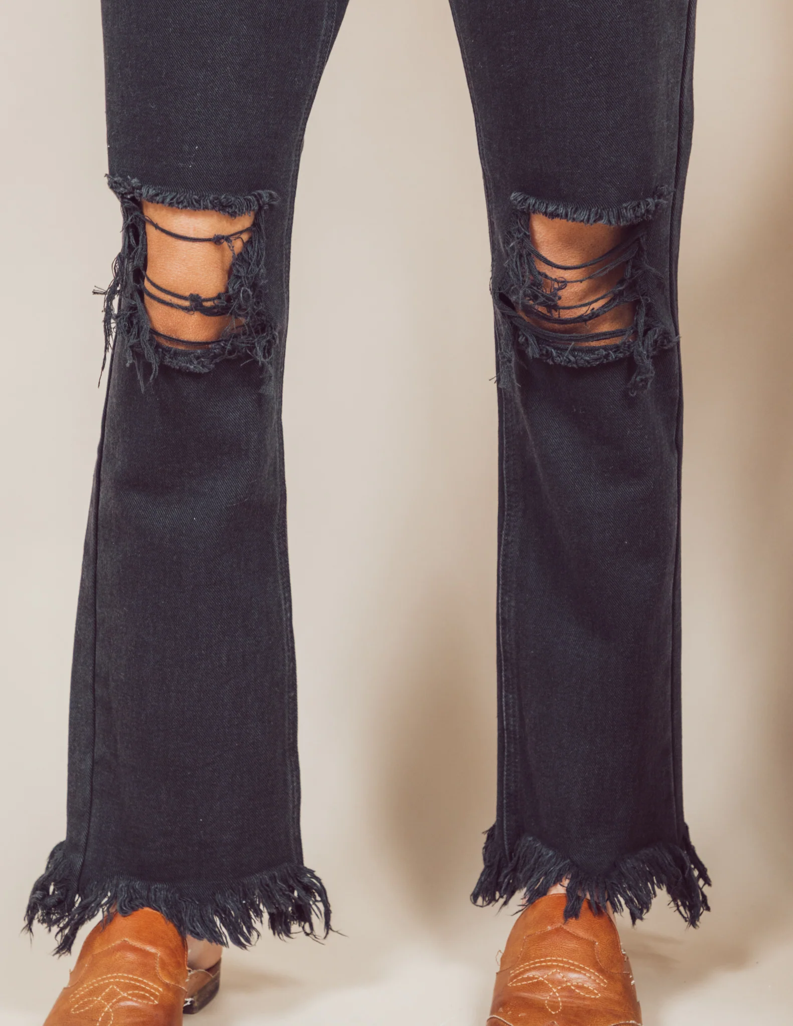 Chicago Distressed Denim - Image 13