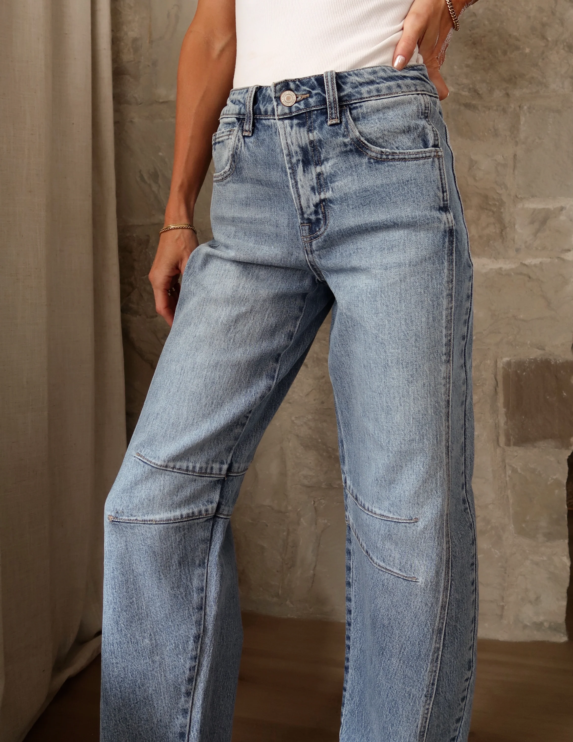 Lexie Barrel Jeans - Image 3
