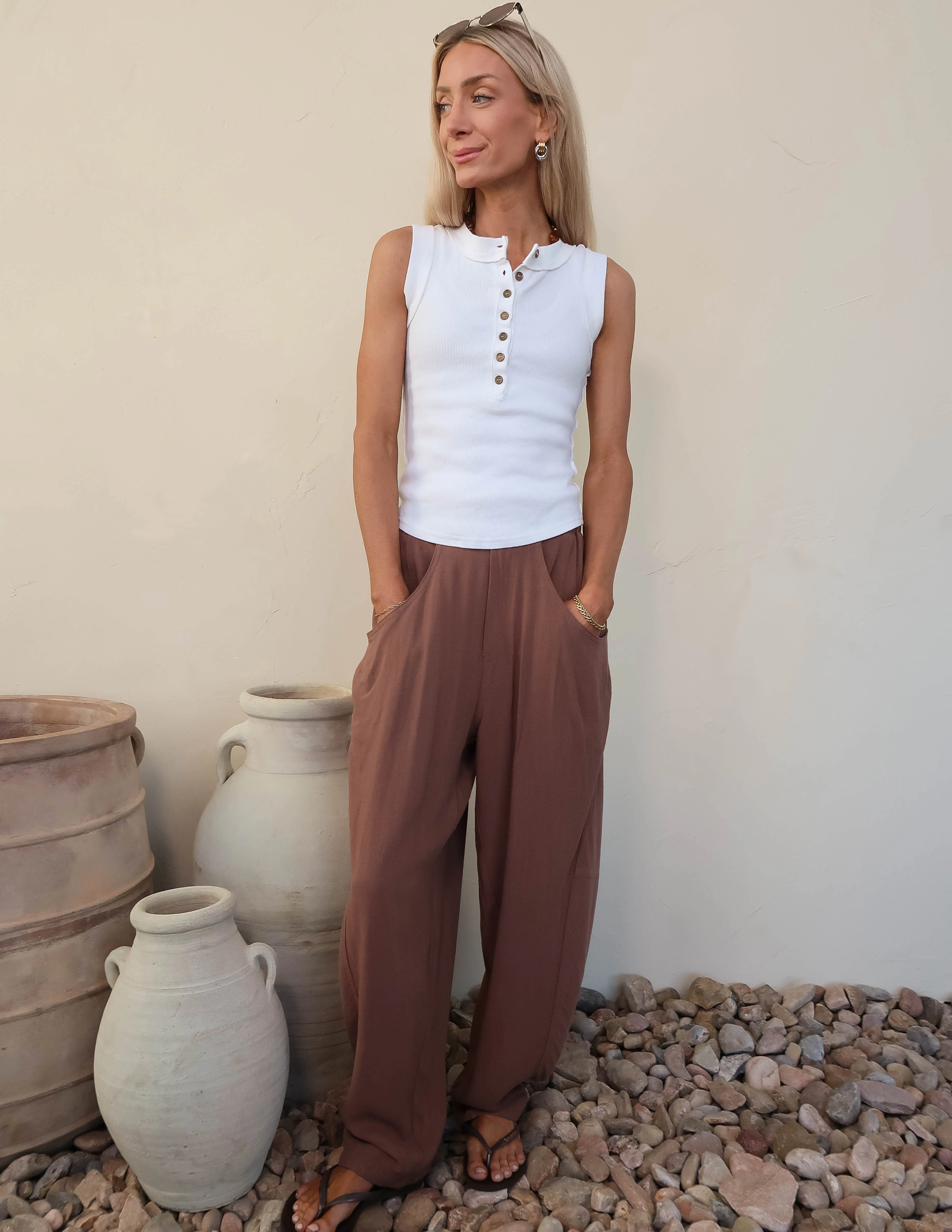 Mesa Relaxed Barrel Pants - Image 9