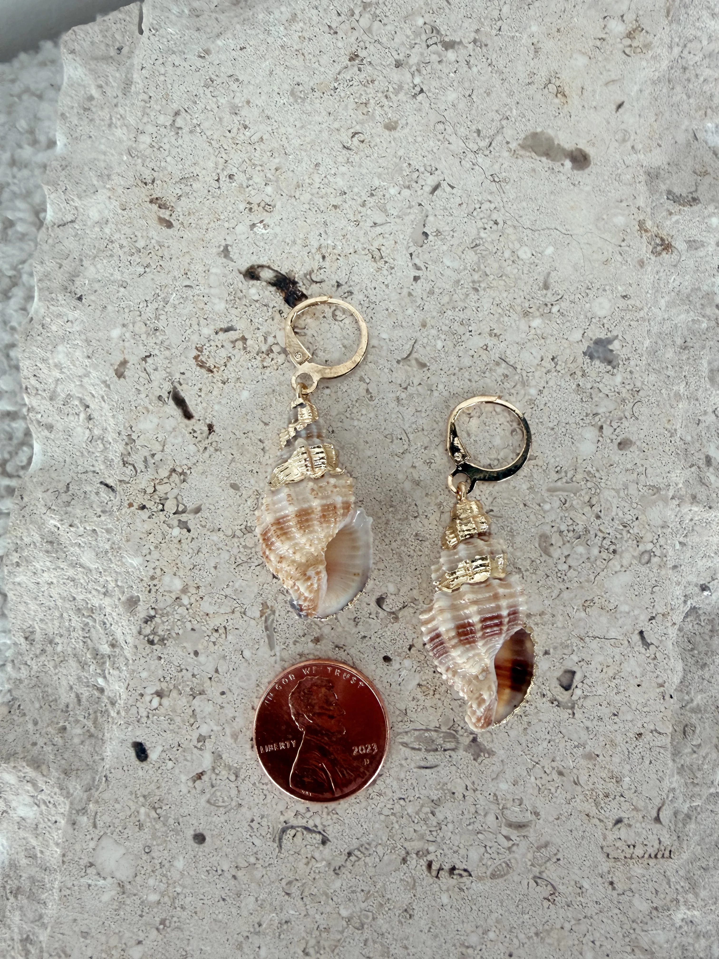 North Shore Shell Earring - Image 2