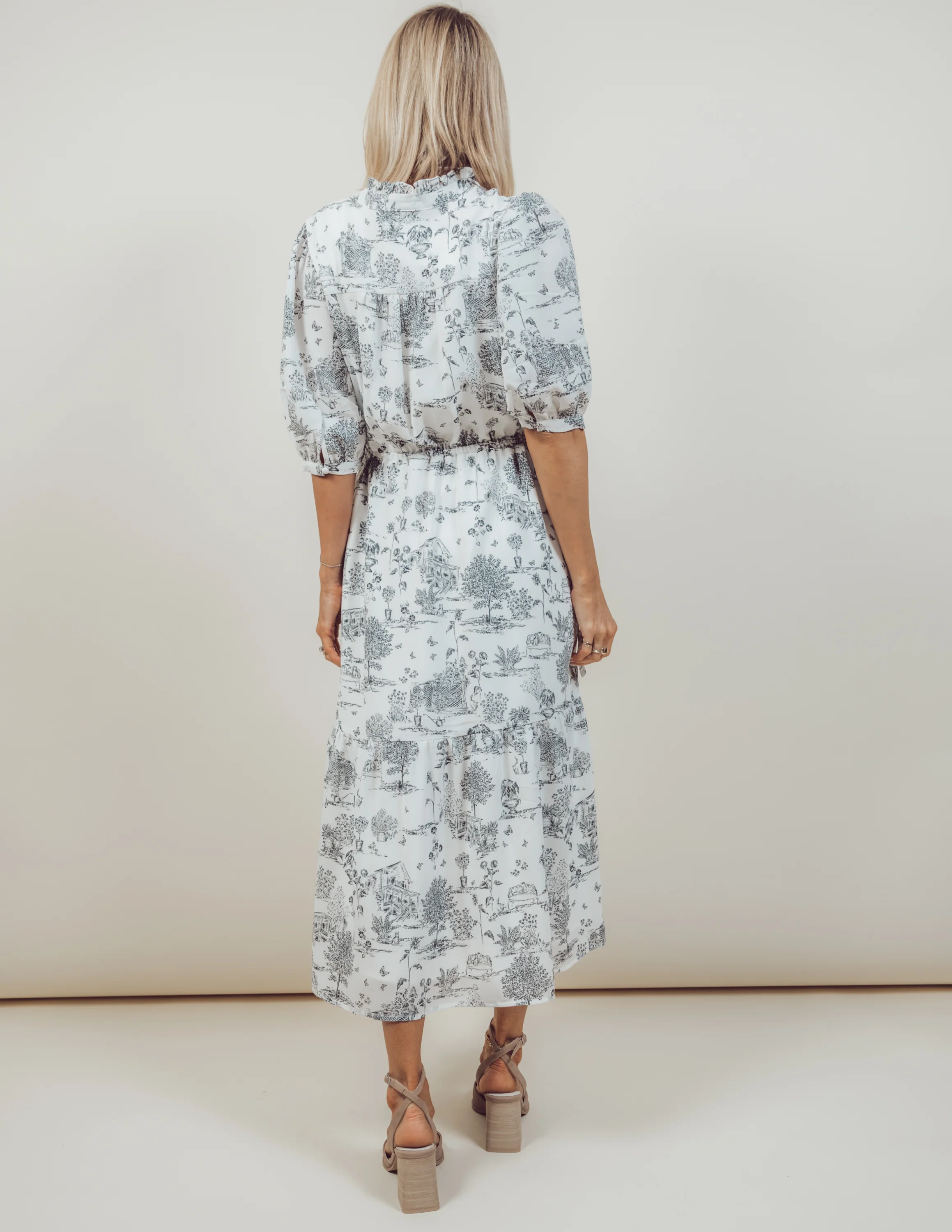 Patio Printed Dress - Image 4