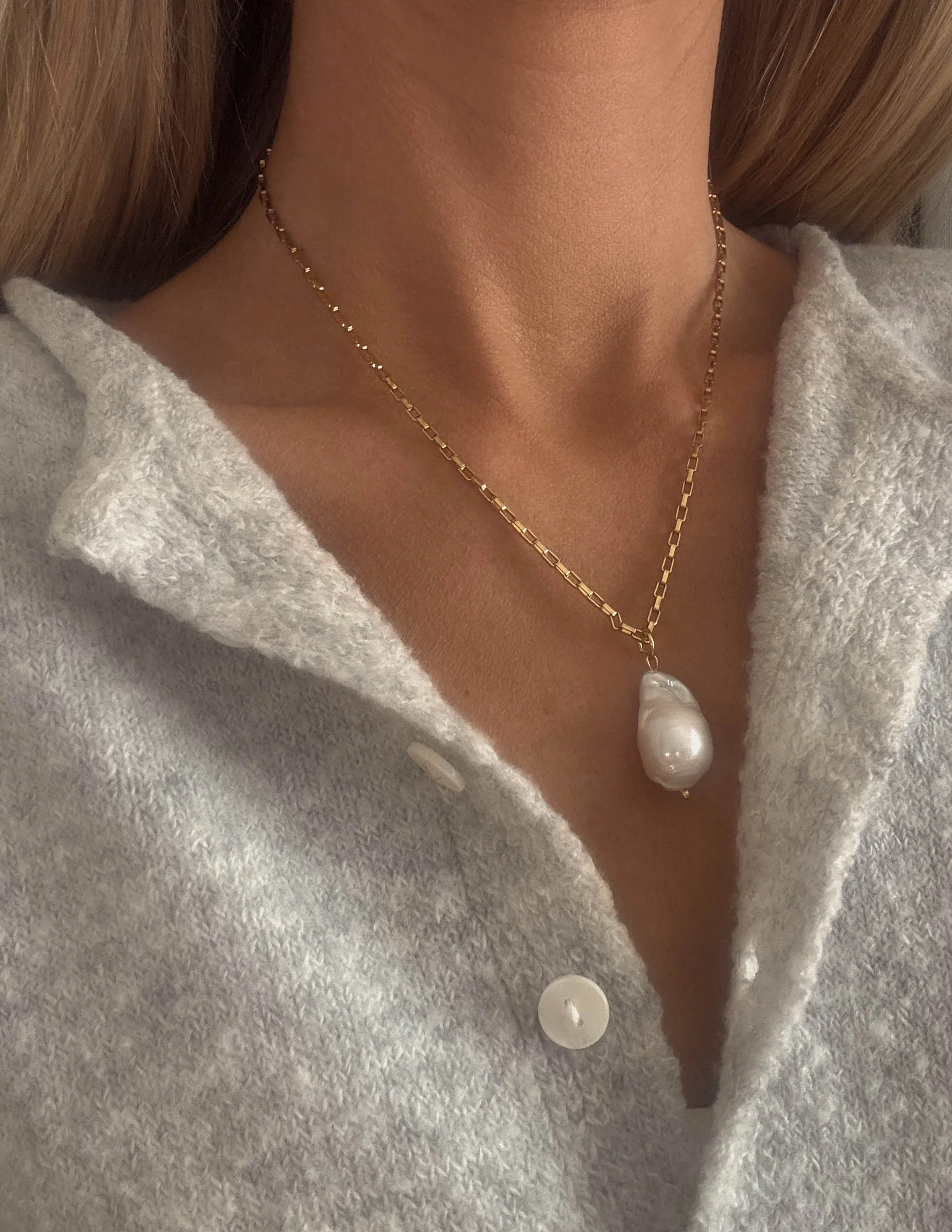Pearl Drop Necklace - Image 3