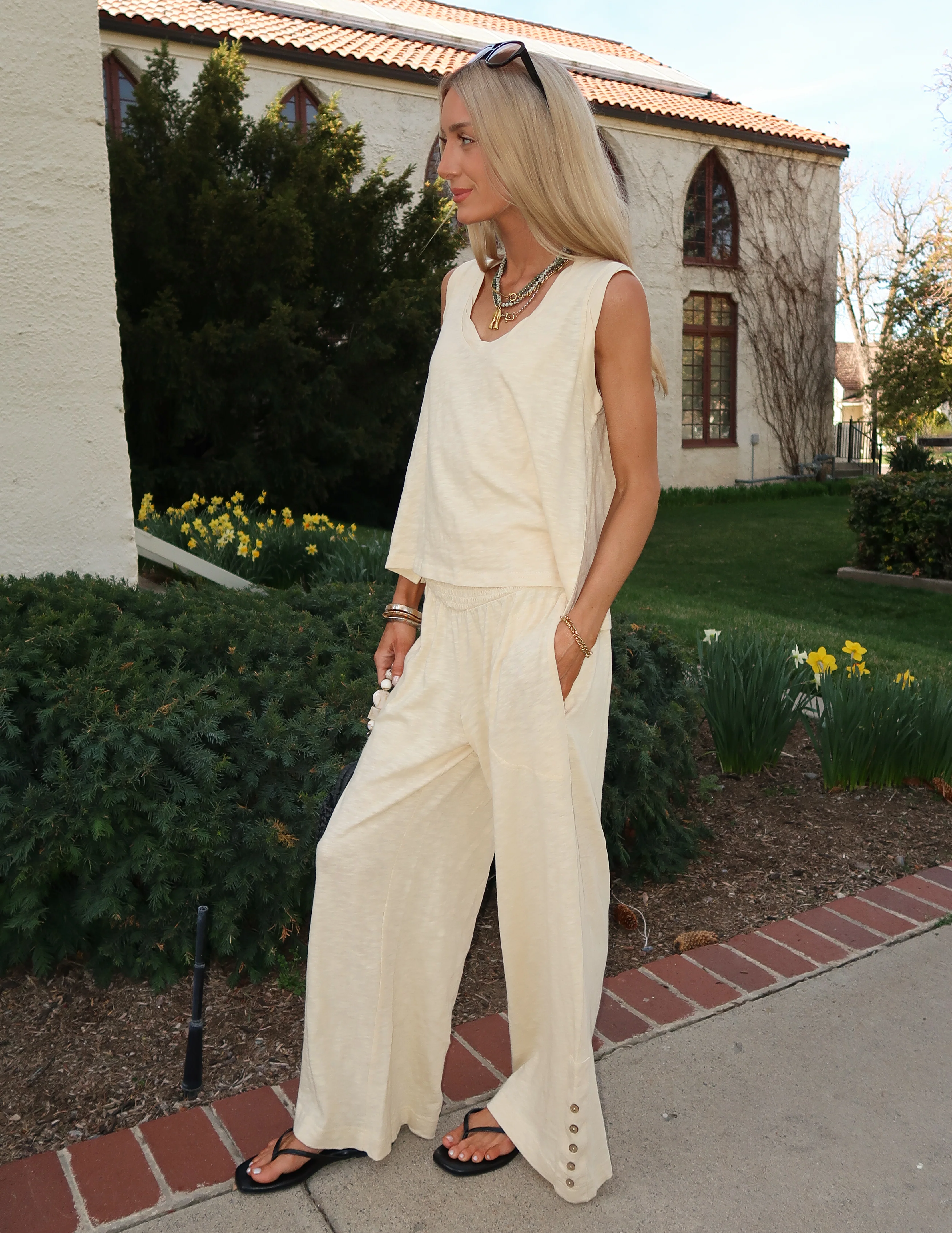 Sunkissed Comfort Set - Image 10