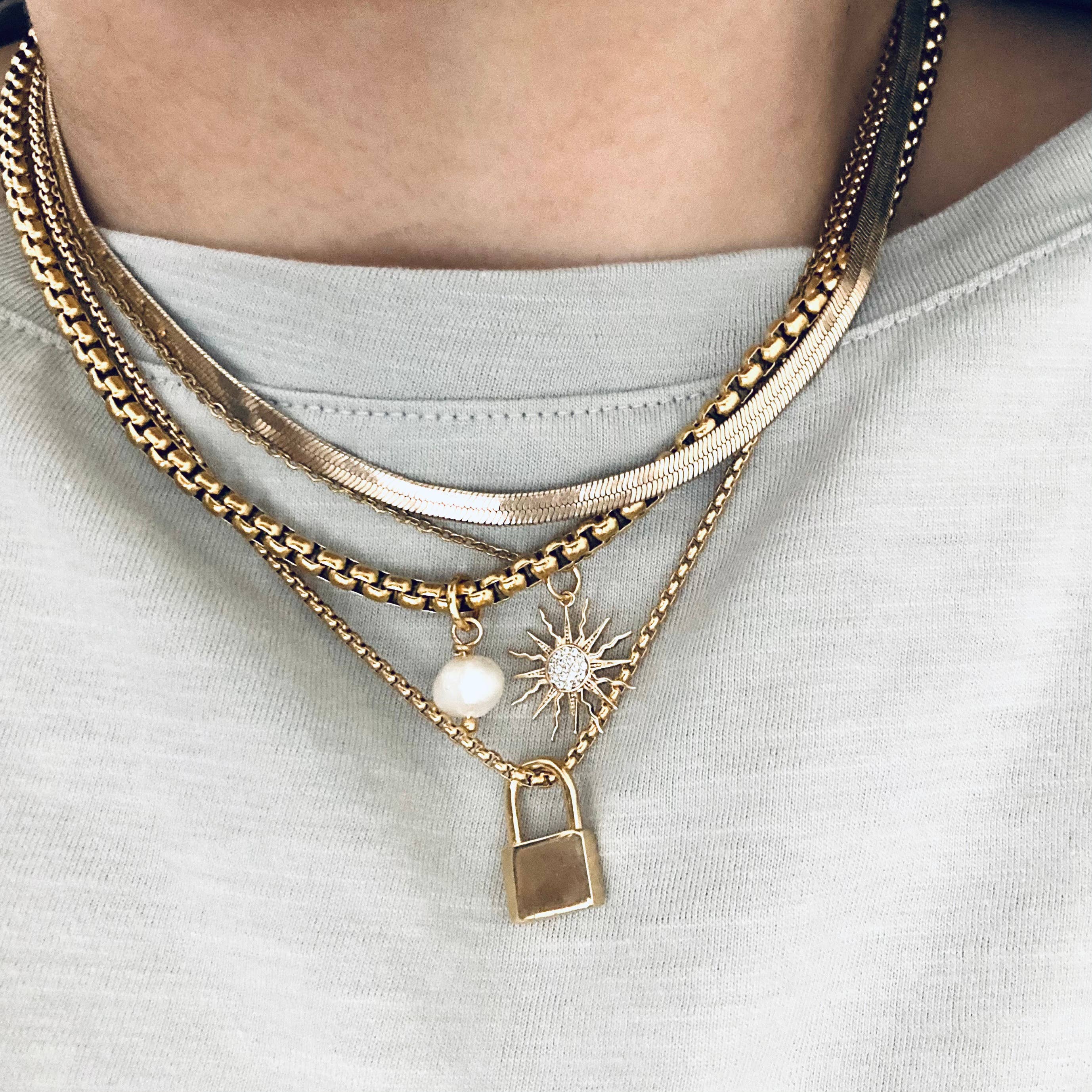True Love Pearl Necklace - Image 2