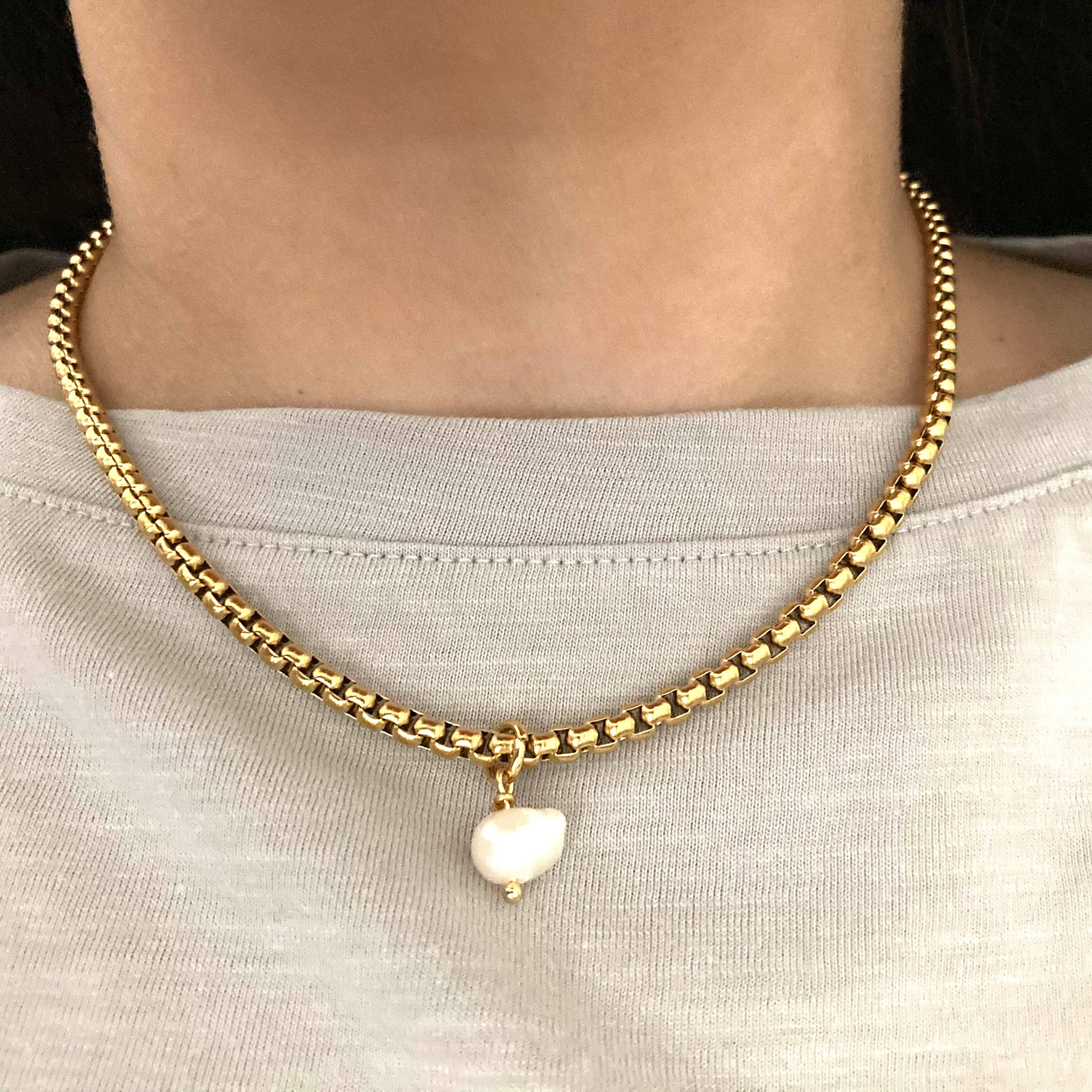 True Love Pearl Necklace - Image 3