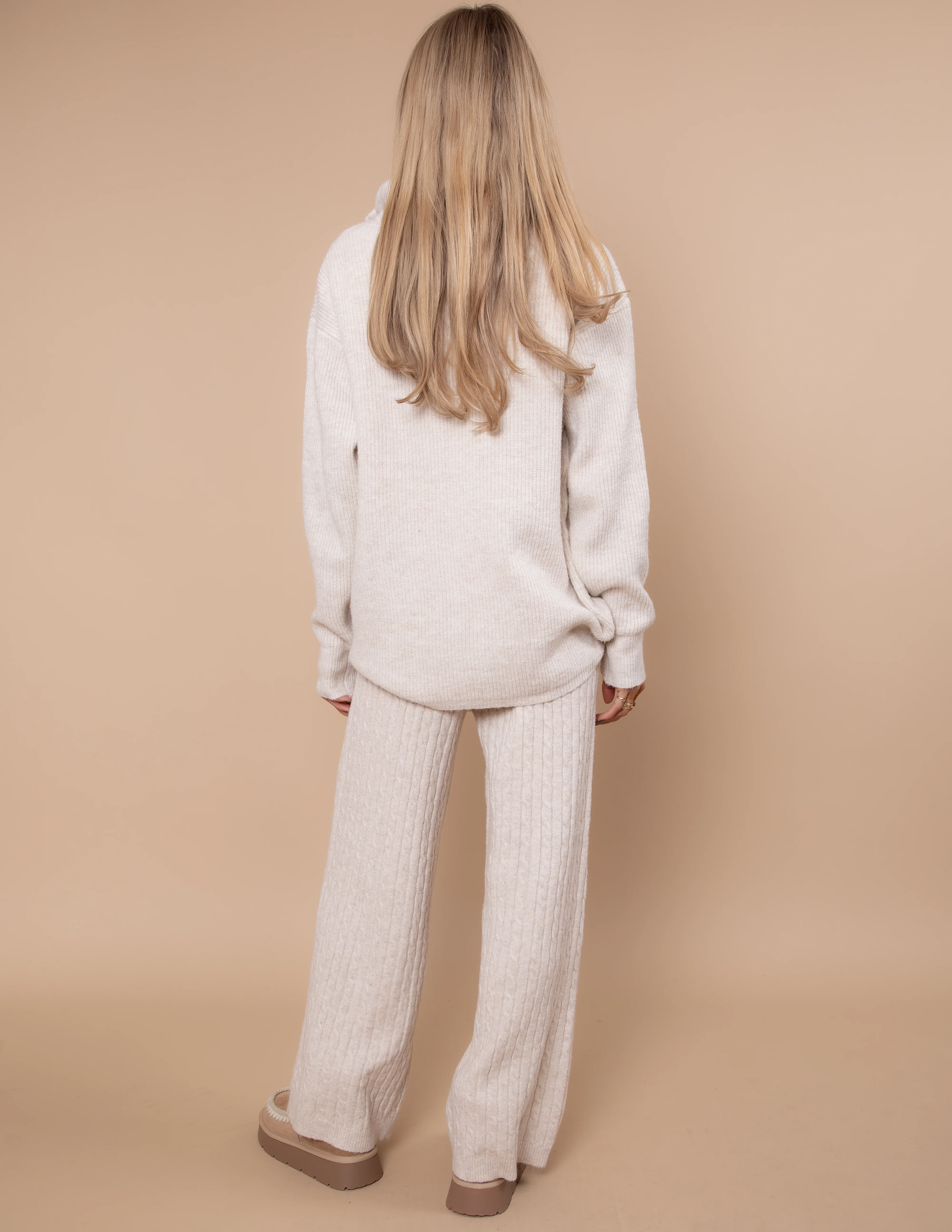 Urban Comfort Two Piece Set - Image 4